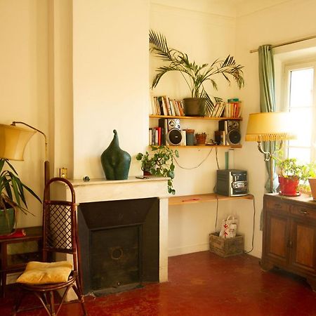 Jolie Chambre Dans Appartement Cosy En Plein Centre Marseille Exterior photo